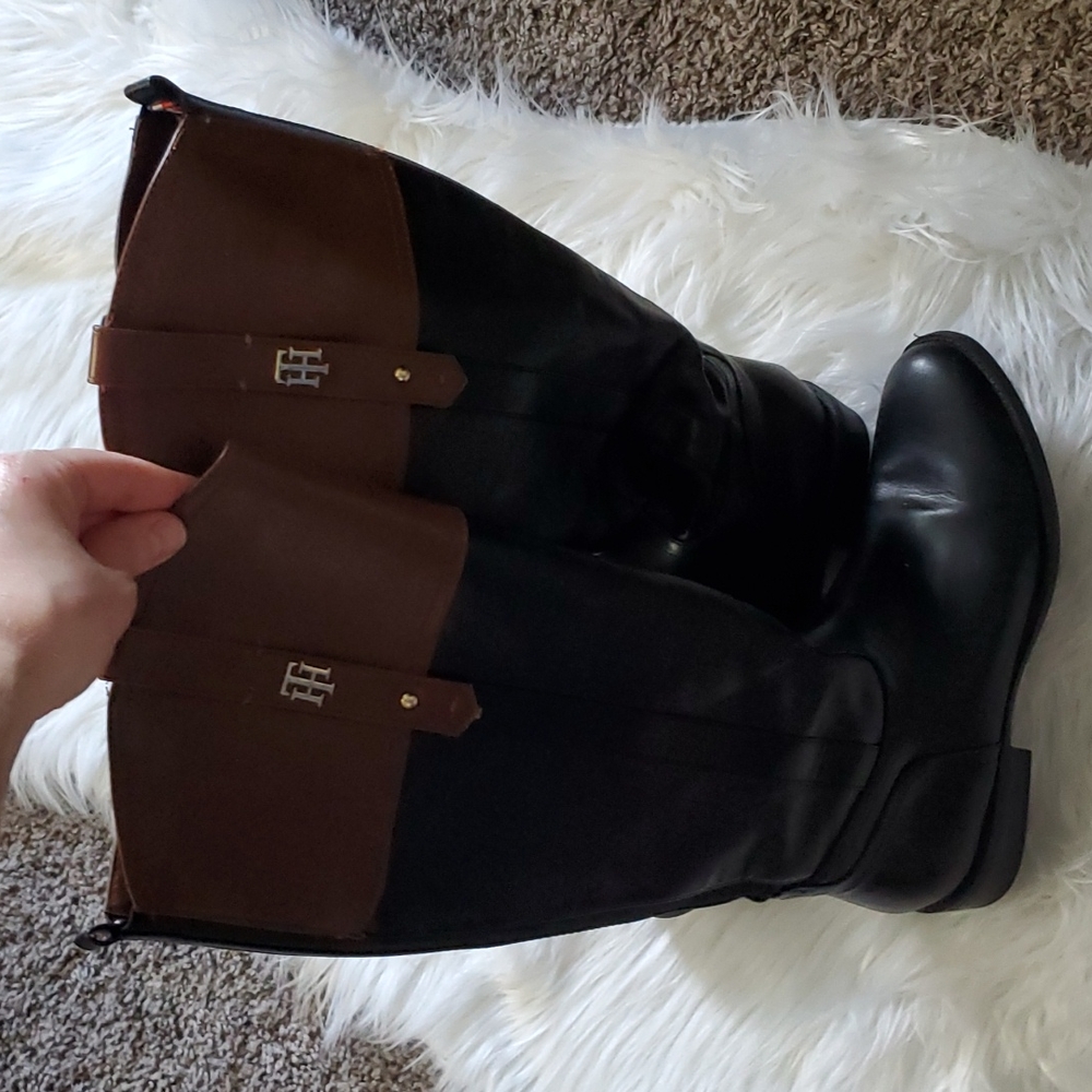 Two tone Tommy Hilfiger boots size 9.5 worn only twice!